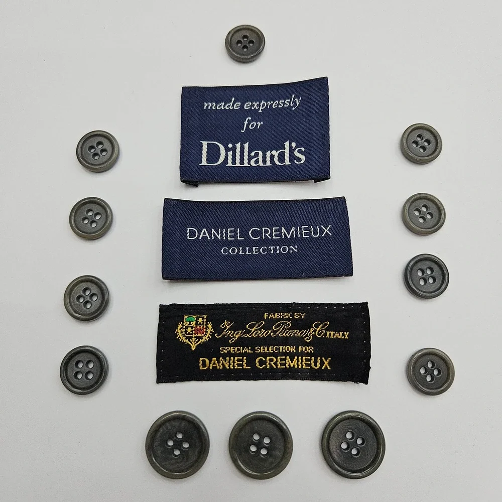 Daniel Cremieux Gray Swirl Replacement Buttons Set of 12 Loro Piana Fabric‎ Tags